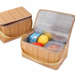 Wicker Rattan Lunchbags Outdoor tragbare isolierte Box Lebensmittel Ctainer Thermalkühler Beutel für Picknick -Kamera Große Aufbewahrungstasche G2TX#