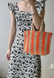 Designer-Luxus-Gras-Design, reine handgefertigte, gewebte kleine Faser-Einkaufstasche, Sommer-Strandtasche, leicht und geräumig, geeignet für die Kombination mit verschiedenen Kleidungsstücken