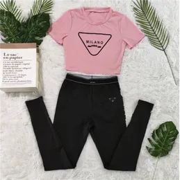 Designer Yoga Outwears Kläder Kvinnor Tracksuits Two Piece Set Bare Sexy Short Sleeve T-Shirt Shorts Casual Sports Suit Outfits Solid Jogging Suit