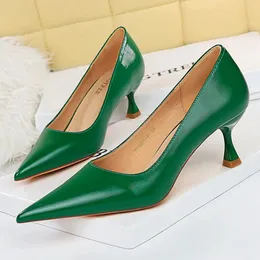 Обувь BIGTREE, модные туфли на высоком каблуке с котенком, женские туфли-лодочки, туфли из искусственной кожи, офисные туфли на высоком каблуке, большие размеры 43 240318