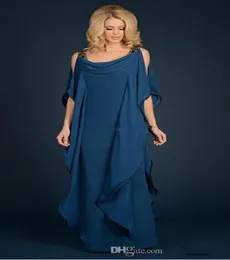 2019 New Champagne Navy Blue Mother of the Bride Dresses Chiffon Deved Beaded Plus size size Flowing Flowing الأم المسائية DR4519033