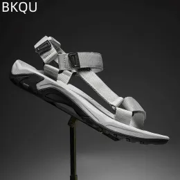 Sandals Summer Original Men's Sandals Beach Shoes Wading Shoes Round Head Flat New Comfortable Nonslip Lightweight Bestsellingfashion