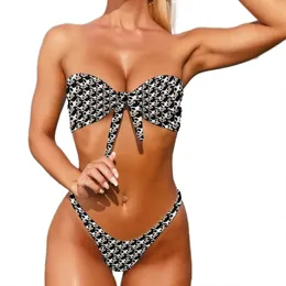 Daisy Cow Print Micro Bikini Swimsuit Seksowne słodkie kwiatowe stroje kąpielowe Kobiety bikini bikini dwa push up niestandardowe kobiece 240327