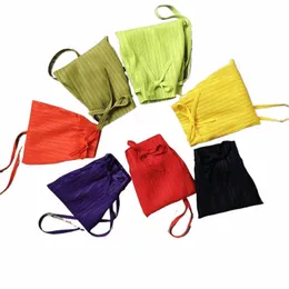 Yudx Miyake Pleated Design Women's Portable Drawstring Bag 2023 New Model FiableユニークなSimpletrendyは、低価格で販売されていますG3NK＃