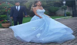 فستان الكرة الأزرق الفاتح ثوب Quinceanera 2020 شفرة رقبة لا يلبس ثوب حفلة حفلة موسيقية حلوة 16 فستان عيد ميلاد Vestido de 157048914