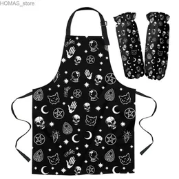 Förklädförkläde Set Black Witch Skull Moon Split Kitchen Förkläde Ugnshandskar Matlagning Kvinnor och barns förkläde Manschettbakningstillbehör Y240401