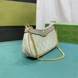 Nova mini bolsa de ombro Bolsa quadrada de alta qualidade Bolsa meia lua Bolsa crossbody de moda simples Bolsa de cor sólida nas axilas Bolsa de designer Bolsa mensageiro bolsa feminina Marrom