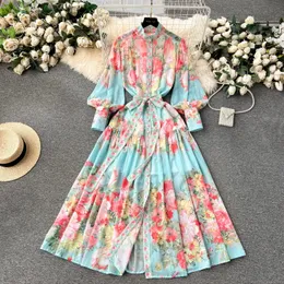 Grundläggande avslappnade klänningar 2024 Spring Summer Flower Print Chiffon Bohemian Dress Women's Stand Long Lantern Sleeve Ruffles Bentons Belt Maxi Robe Vestidos