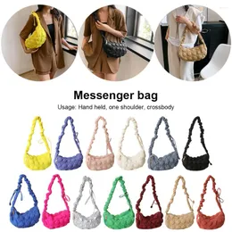 Omuz Çantaları Kadın Çapraz Bag Kapitonlu Dolgu Pileli Bulut Bayanlar Çanta Moda Sıradan Basit Tasarım Ayarlanabilir Kayışlar Messenger