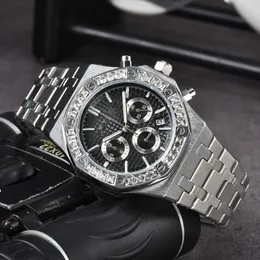 New men's watch with high-end diamond embellishments,AAA fashionable stainless steel strap app, waterproof quartz bowl watch, eight sided six needle sports watch