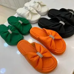 Sohlen Strass Fee Dicke 23 Neue Große Sandalen Sommer Schleife Solide Wind Hausschuhe Krawatte Farbe Outwear 231015 Tgeux