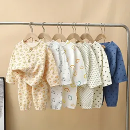 Småbarn pojke kläder vår sommar flickor kläder set baby flicka pyjamas set barn kläder sömnkläder pojkar hemkläder spädbarn kläder 240328