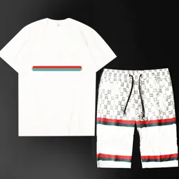 Tasarımcı Erkekler Modaya Modaya Gizli Kısa Kollu Yuvarlak Boyun Moda T-Shirt İngilizce Mektuplar Erkekler İçin Günlük Giyim Takım elbise
