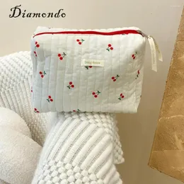 Kosmetikbeutel 3PCS gesteppte Reißverschlussbeutel Make -up -Tasche Set Cotton Toilettenorganisator Speicher für Frauen und Mädchen