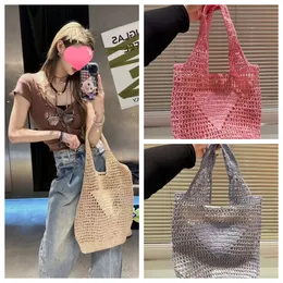 Tasarımcı Çim Dokuma Koltuklu Çanta Mevcut 9 Renk Süper Sevimli Yeni Saman Dokuma Çanta Popüler Kova Çantası Tek Omuz Çantası Süper Güzel Üst Vücut Crossbody