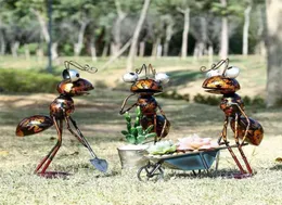 Cartoon de ferro de escultura de formiga de 13 polegadas com jardim de balde ou decoração de mesa removível armazenamento suculento com vaso de flores 2109245673998