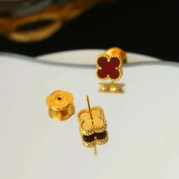 Designer Jewelry Vanclef Earring Charm Fanjia Four Leaf Grass Earstuds High Version Mini Earstuds Female UFO Earplugs 18k Gold Single Flower Agate Red Lucky