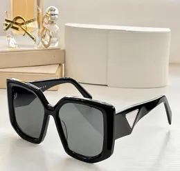 نظارة شمسية للنساء للنساء الرجال أشعة الشمس رجالي 40W نمط الموضة يحمي العيون UV400 عدسة عالية الجودة مع الاحتفال العشوائي 8408511