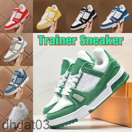 Scarpe da donna da donna Sneakers piatto bassi panda bianca nera grigio grigio triplo rosa unc rosa sussurro team oro lampone blu fragola fragola pesca allenatori casual gai