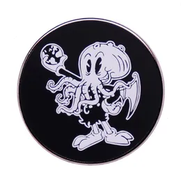 Mythical Octopus Sea Monster Cthulhu Brosche süße Anime -Filme Spiele Harte Emaille Pins Sammeln Sie Metal Cartoon Brosche