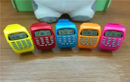 الموضة الرقمية الرقمية LED ساعة الساعات الرياضية السيليكون غير الرسمية للأطفال الأطفال متعددة الوظائف حاسبة wristwatch ملونة 9016615