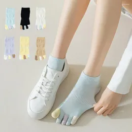 Mulheres meias 1 par com dedos separados cinco dedos anti-deslizamento Pilates Pilates Absorção de suor Ladies de tornozelo de baixo corte