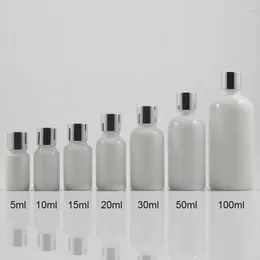 Storage Bottles Mini Packaging Opal Glass Bottle 10ml White Inner Stopper With Silver Lids