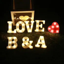 Redação de letras decorativas letra de alfabetismo Luzes LEDes luminosos decoração de lâmpada de lâmpada Bateria de bateria da luz da festa do bebê decoração de quarto de bebê