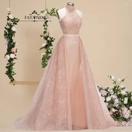 Festklänningar fatapaese persika rosa spetsar a-line prom halter hals lång ren tillbaka kväll vestido de festa