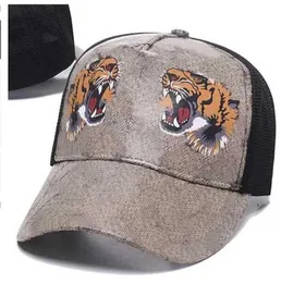 2022 새로운 럭셔리 디자이너 모자 Men039S Tiger Snake Caps 여자 039S Four Seasons Allmatch Baseball Cap Sun Hat Youth Fashion C9362111