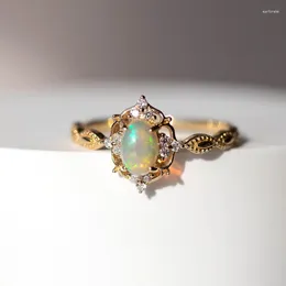 Pierścienie klastra Projektant Oryginalny srebrny diament Księżyc Naturalny światło kamień otwierający regulowany pierścień luksus i szlachetne retro biżuteria żeńska