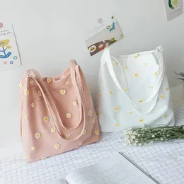 Totes Frauen kleine Leinwand Einkaufstasche Mädchen Shopper Designer Handtasche Freizeitsticke mit Gänseblümchen Häkel nie