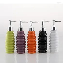 Flüssige Seifenspender 1 PC 250ml Keramik Lotion Flaschen Nordischer Stil Solid Color Home Dispenserwristband Hand Badezimmerdekorationen