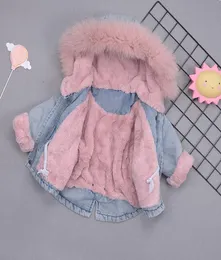 여자 아이를위한 Benemaker Jeans 재킷 겨울 파카 펄 데님 바람발기 아기 두꺼운 양털 옷 겉옷 키드 코트 YJ147 Y2990395
