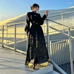 Arbetsklänningar kvinnor sätter häst ansiktskjol förbättrad version av kinesisk stil daglig pendling svart skjorta halv semester utflykt