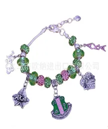 AKA Pink Green Gold Gold Charms Bracelet Alpha Kap Alpha Sorority Jóias de ouro Bocas de pulseira Brange6106810