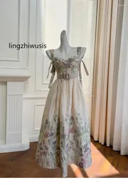 Casual Dresses Lingzhiwusis Jacquard Dress French Vintage Oil-Painting Elegant Top Quality Holiday Vestidos anländer