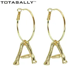 Hoop Huggie Totasally Fashion Golden Eloy AZ 26 Bamboo Initail Earrings Alphabet Ear Pendientes Iniciales Letter2611323
