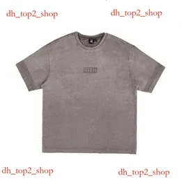 المصمم Kith T Shirt قصير الأكمام العلامة التجارية الرئيسية الراب الراب الكلاسيكية الهيب هوب المغنية Wrld Tokyo Shibuya Retro Street Fashion Thirt 7139 8510