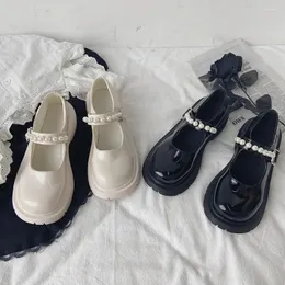 Sapatos casuais 2024 Women Flats British estilo pequeno couro 2024 Spring e Summer Pearl Fairy Word com a plataforma Mary Jane Shoe