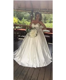 Abito da ballo in raso abiti da sposa per le perle di perle araba arabo innamorato pavimenti lunghezza principessa vestidos abiti da festa senza schienale