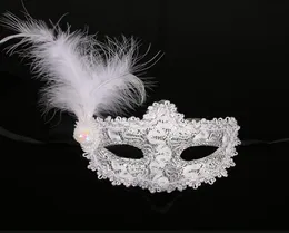 Máscara de máscara de máscaras de Halloween Meia máscara face feminina Máscara de festa Princesa veneziana Anonymous Feather S00161375738