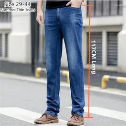 Mäns jeans extra lång sommar 117 cm höga män tunna sträckta plus storlek 40 42 44 överdimensionerad smal passform hög midja blå denim byxor