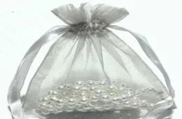 200 PCs Silver Organza Gift Bags Bolsa Pouchs Favor de casamento 9 x 12cm 35 polegadas x 47 polegadas 7740098