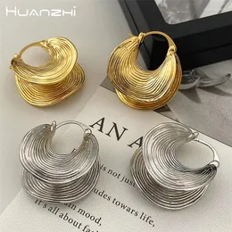 Серьги -герма Huanzhi Vintage Metal Strass Brass Gold, покрытый нерегулярной полосатой большие ушные пряжки для женщин, преувеличенные ювелирные подарки