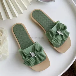 Slippers 2024 Summer Fashion Ladies Sandals حجم كبير القوس النساء الداخلية ytmtloy شقة مع أحذية بغل فيث بغل 3