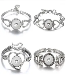 New Fashion Silver Ploted Hollow Rhinestone Hearts Bracciale Snap Bracciale Bracciale 22 cm Fit 18mm Snap Button Gioielli Whole16727273