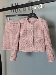 Piccolo fragranza vintage tweed a due pezzi set women crop top lana giacca corta cappotto mini gonne set di abiti rosa 240425