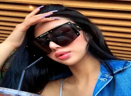 Yeni Lüks Tek Parça Punk Güneş Gözlüğü Kadınlar 2020 Vintage Pilot Güneş Gözlükleri Erkekler Güneş Gölgeli Feminino Gafas Lentes de Sol UV4001883625