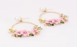 blommor pärlörhängen diamanter hoop huggie örhängen smycken kvinnor 18k guld pläterade tillbehör fyra färger gul röd lila rosa7208926